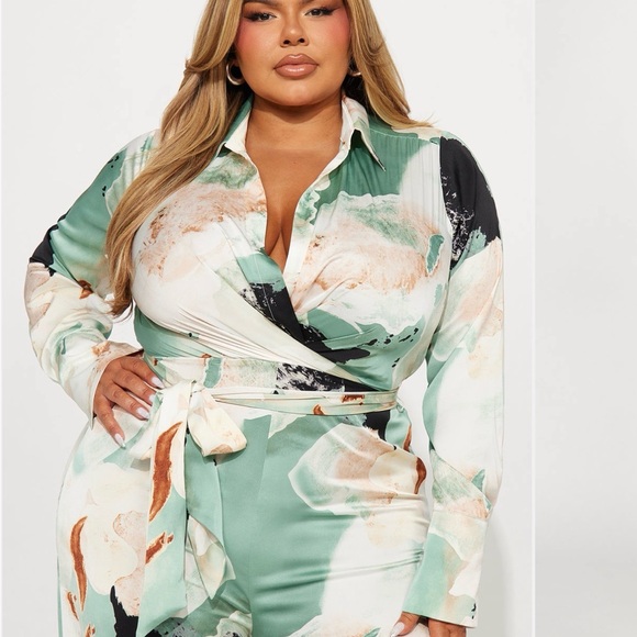 Fashion Nova Pants - Fashion Nova Abstract Green Jumpsuit